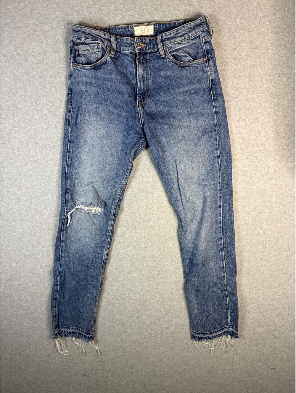 Free People Distressed Jeans Size 30